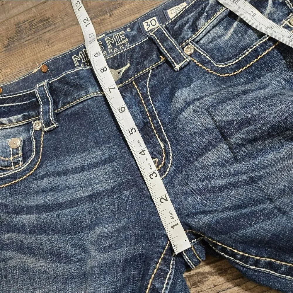 Miss Me JD1103B Bootcut Embellished Embroidered Y2K Jeans size 30